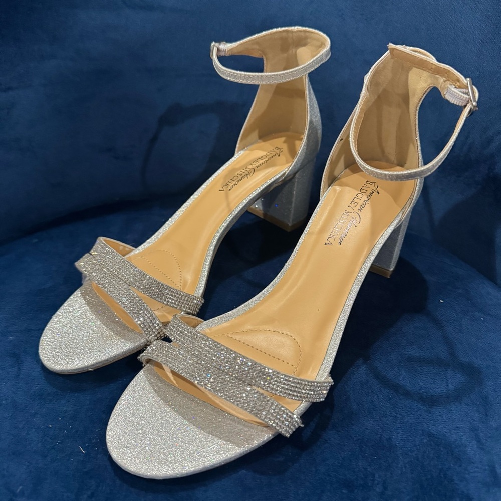 American Glamour Badgley Mischka Silver Glitter Heels 8